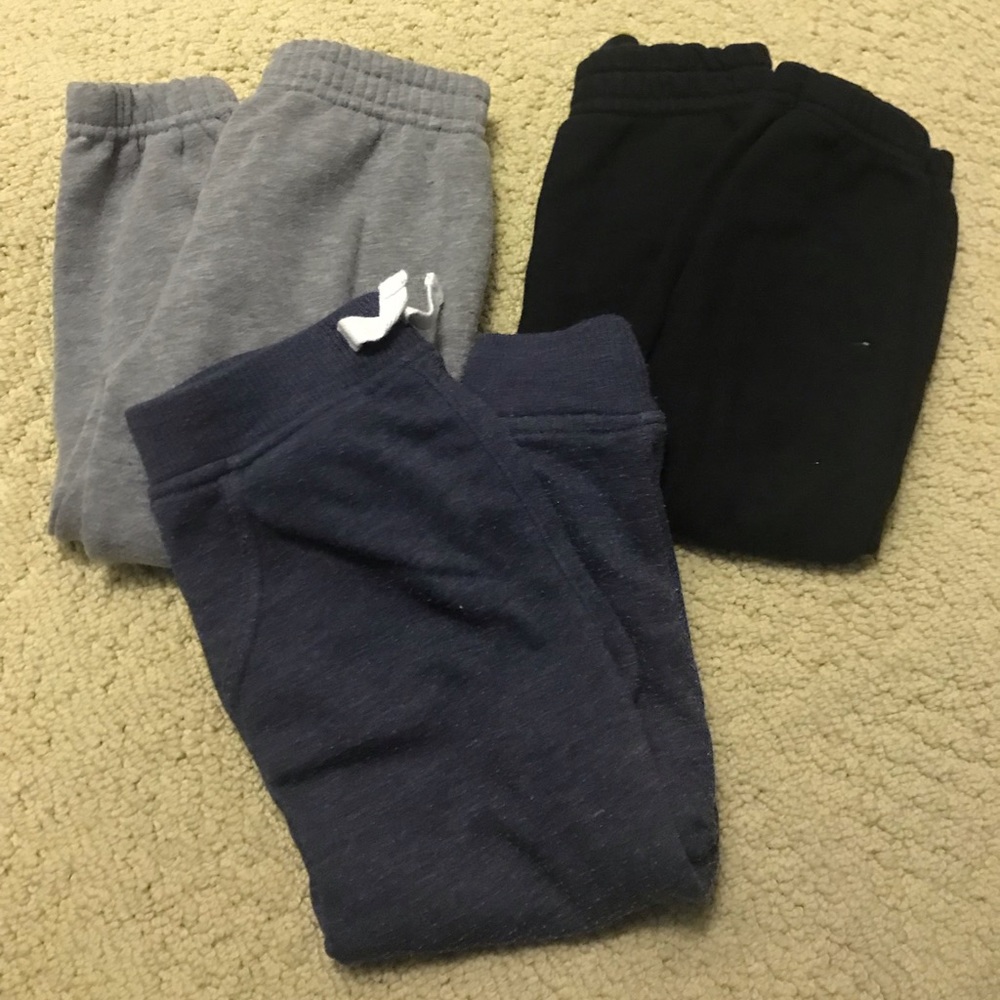 Bundle of 3 bottoms